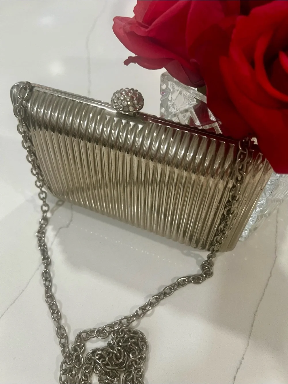 HUSER Silver Steel Hard Case Clutch Evening Bag Ribbed Chain Strap Crystal Clasp